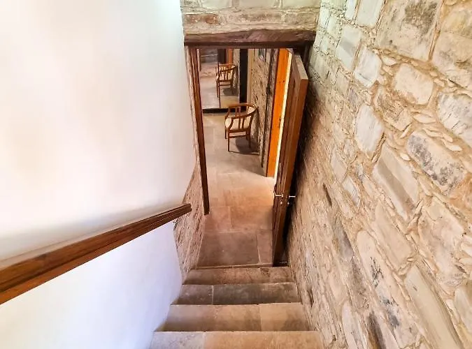 Skarinou's Landhouse Poolside Heaven Apartamento